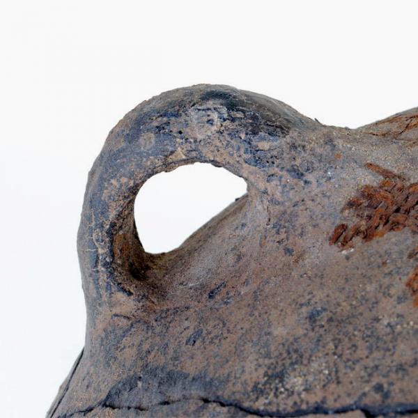 Botella de cerámica (detalle) Botella de cerámica (detalle)