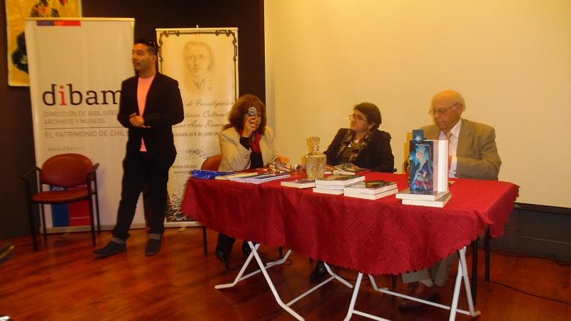 Panel integrado por Bernarda Marín, Lidia Mansilla y Oscar Mellado.