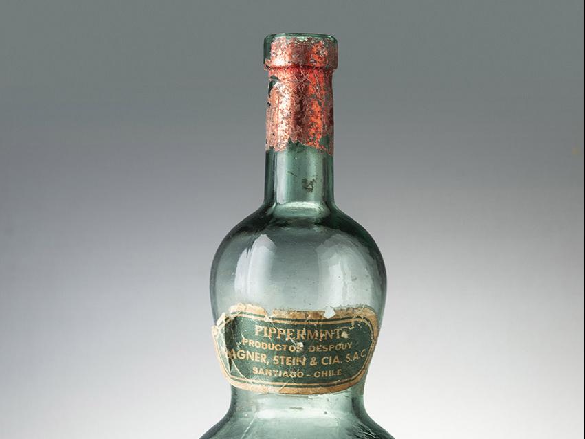 Botella de licor de menta Pippermint