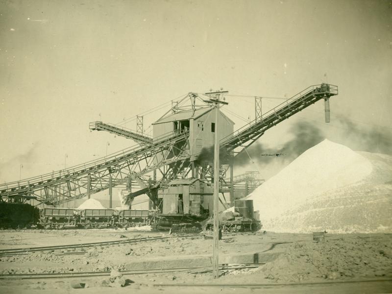 Transportador - Elevador. Oficina &amp;quot;María Elena&amp;quot;