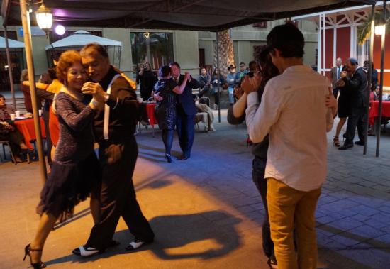 La velada terminó con una milonga en la que bailaron los asistentes.