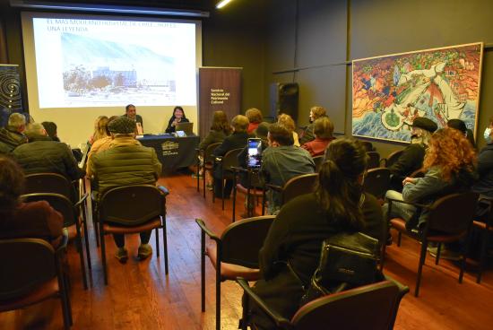 Presentación del libro en el auditrio del museo