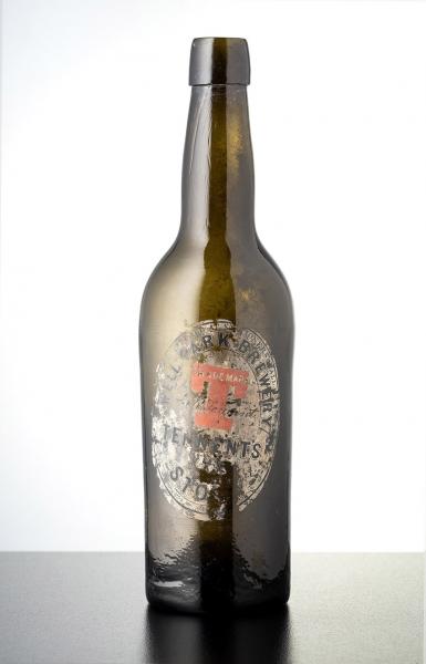 Botella de cerveza Tennent’s