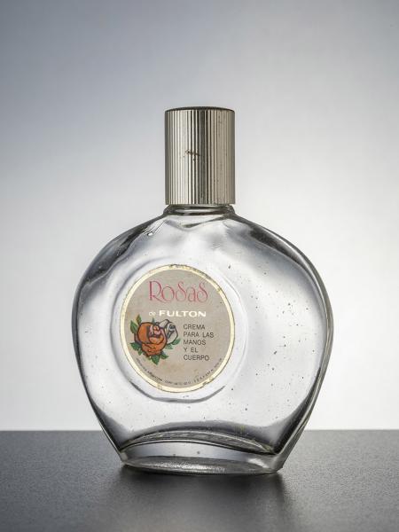 Botella de crema Rosas de Fulton Botella de crema Rosas de Fulton