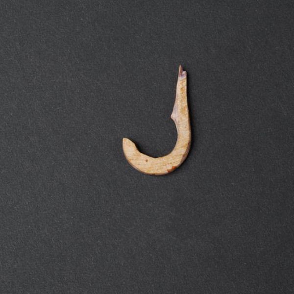 Anzuelo pulido de concha